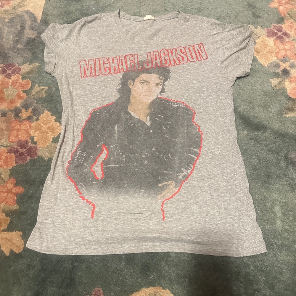 Vintage Michael Jackson baby tee top size Large in women’s.